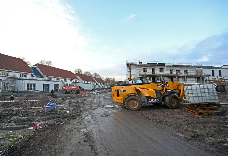 Chantier de rénovation thermique dans le quartier minier de Lens, le 16 janvier 2023 © FRANCOIS LO PRESTI