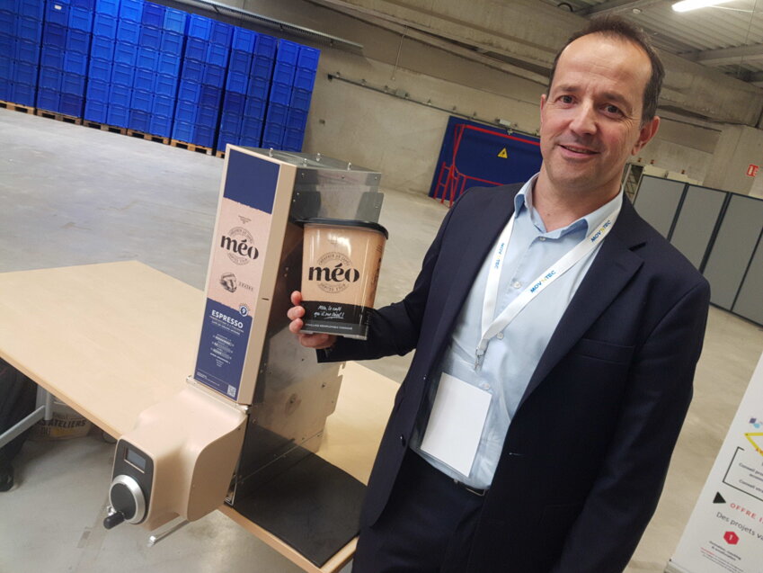 «Grâce à notre dispositif, le client peut voir en temps réel le coût et le poids du produit dont il est en train de se servir», explique François Boissinot, co-fondateur de Juwin. Aletheia Press / Arnaud Stoerkler