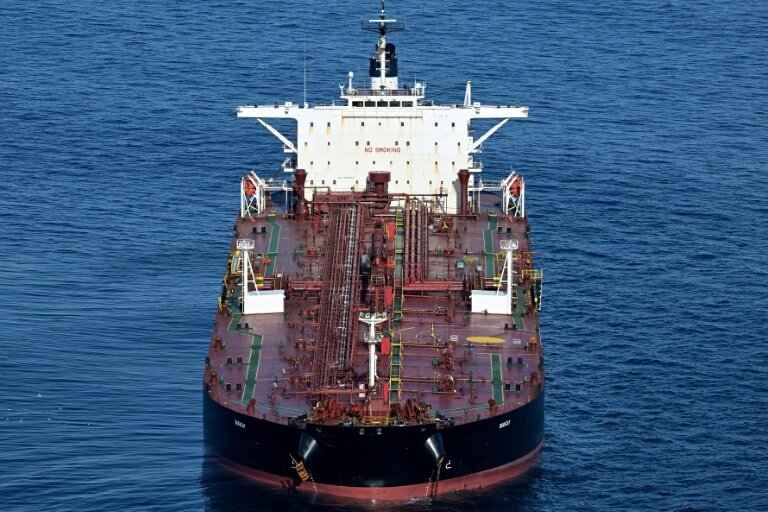 Des soldats français à bord d'un pétrolier de la flotte fantôme russe, au large de Saint-Nazaire; le 1er octobre 2025 © Damien MEYER