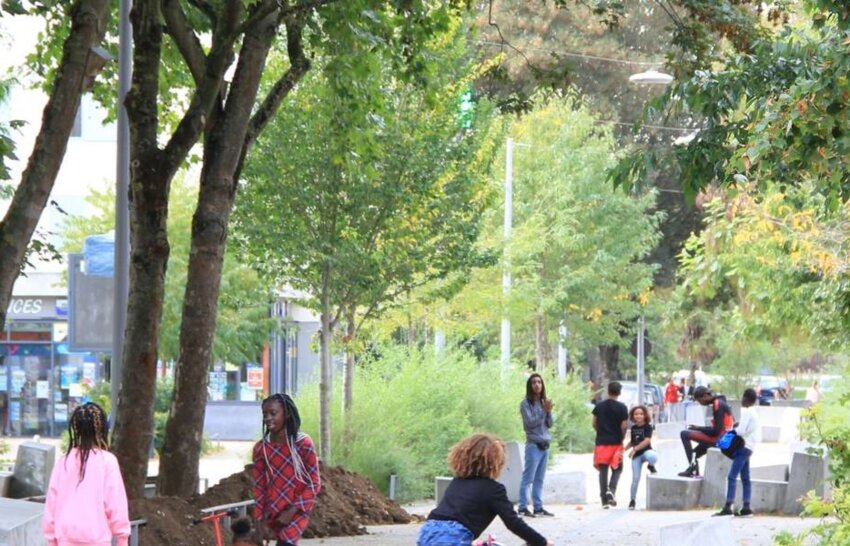 Les habitants ont la possibilité de participer à la vie de leurs quartiers, ici à Étouvy. © Amiens Métropole