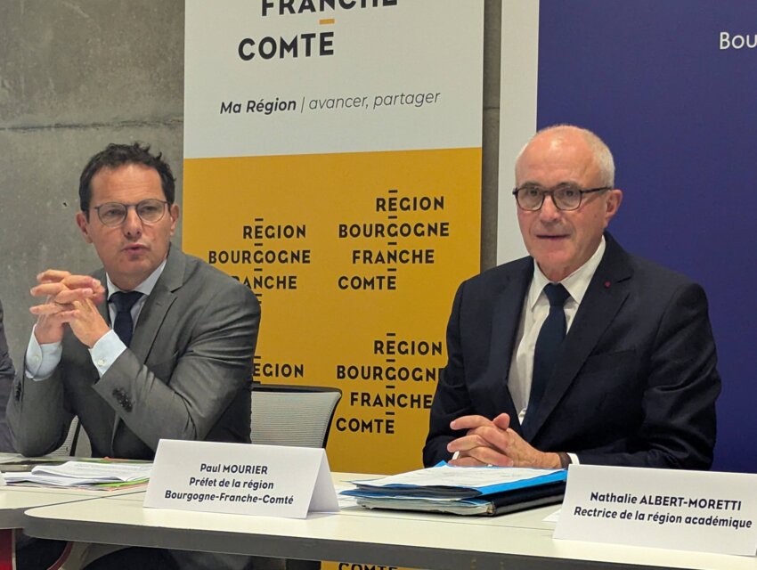 Jérôme Durain, président du Conseil régional de Bourgogne-Franche-Comté, et Paul Mourier, préfet de région, ont mis l’accent sur la collaboration réussie entre leurs deux entités dans le cadre de France 2030. © Aletheia Press / N.Hubert