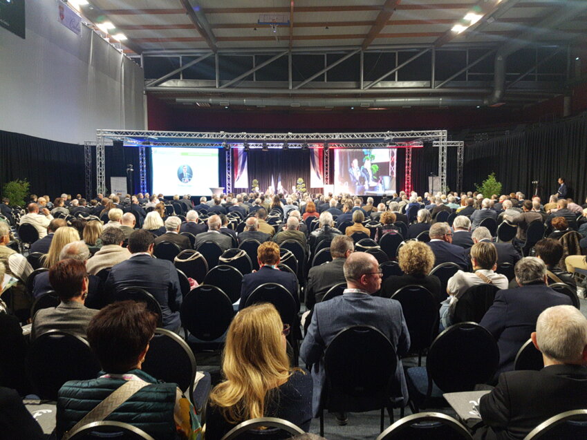 Près de 800 élus locaux et partenaires des collectivités sont attendus aujourd'hui à Calais, où une journée en leur honneur est organisée par l'association des maires de France du Pas-de-Calais. © Aletheia Press / Arnaud Stoerkler