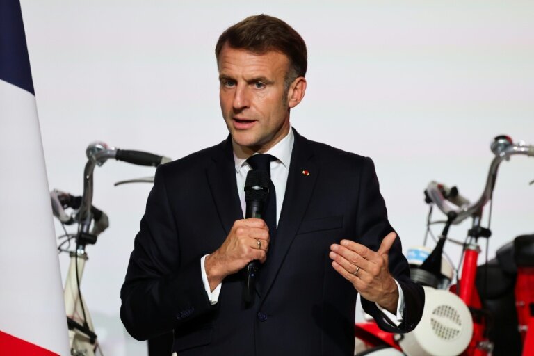 Emmanuel Macron inaugure la Grande exposition 2025 du made in France à l'Elysée. © Ludovic Marin