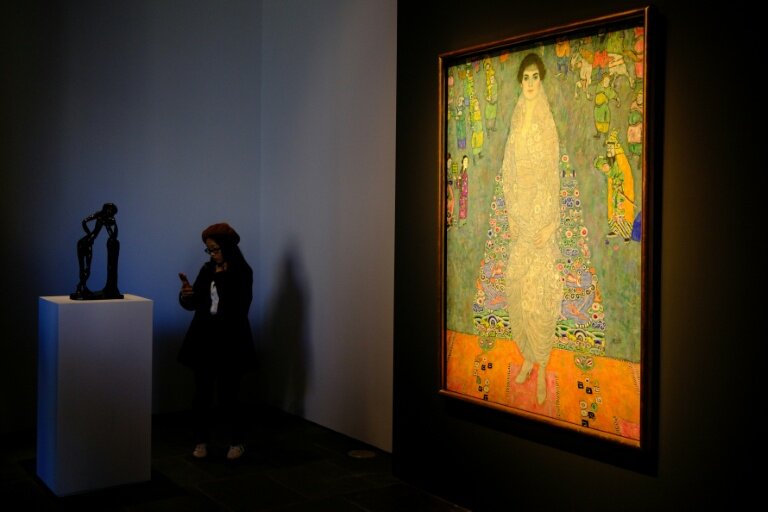 "Le portrait d'Elisabeth Lederer" de Gustav Klimt exposé par Sotheby’s à New York le 8 novembre 2025. © CHARLY TRIBALLEAU