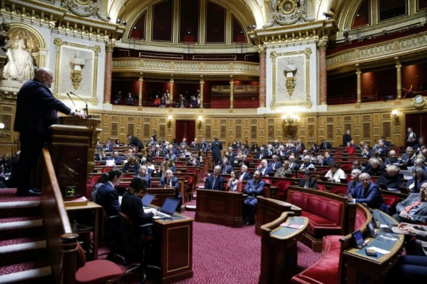Le Sénat se penche à partir de mercredi sur un projet de loi de lutte contre les fraudes sociales et fiscales, dont le gouvernement espère tirer plus de deux milliards d'euros. © Ludovic MARIN