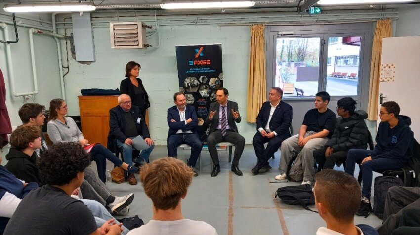 Des rencontres ont eu lieu entre étudiants et entreprises. (c) préfecture de l'Aisne