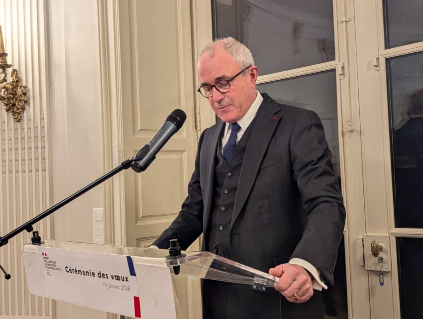Le préfet Paul Mourier a présenté ses vœux en mettant l’accent sur les défis à venir et les responsabilités des élus locaux. © Aletheia Press, Nadège Hubert