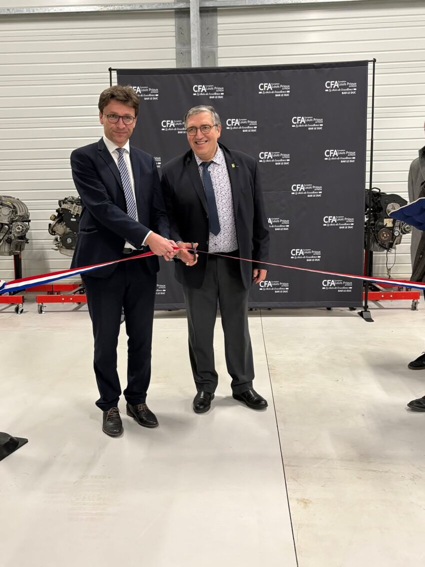 © CFA Louis Prioux. L'inauguration du nouveau pôle automobile du CFA Louis Prioux a eu lieu le 15 janvier en présence du président du département de la Meuse, Jérôme Dumont.
