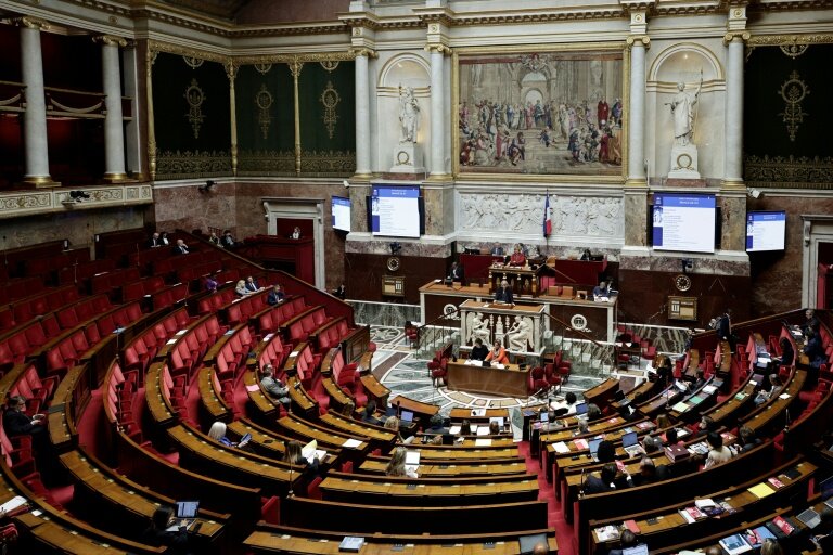 Vue de l'hémicycle de l'Assemblée nationale, le 11 décembre 2025 à Paris © STEPHANE DE SAKUTIN