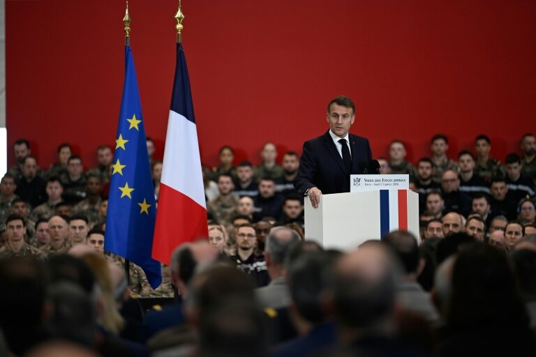 Le président Emmanuel Macron présente ses voeux aux forces armées sur la base aérienne militaire d'Istres, le 15 janvier 2026 dans les Bouches-du-Rhône © Philippe Magoni