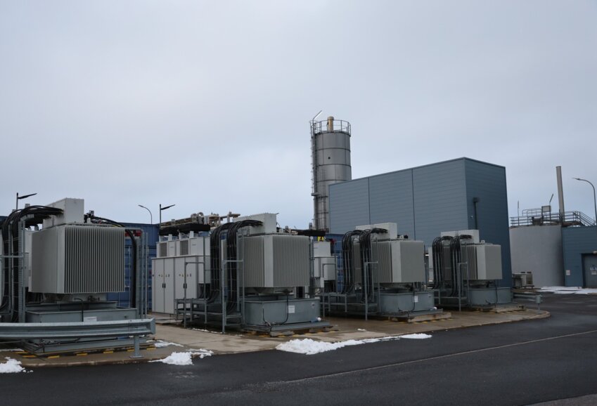 © Préfecture 54. La Centrale cycle combiné gaz (CCG) de Blénod-lès-Pont-à-Mousson est aujourd’hui équipée d’une batterie hybridée d’une puissance de 15 MW. Une première en France voire dans le monde ! 