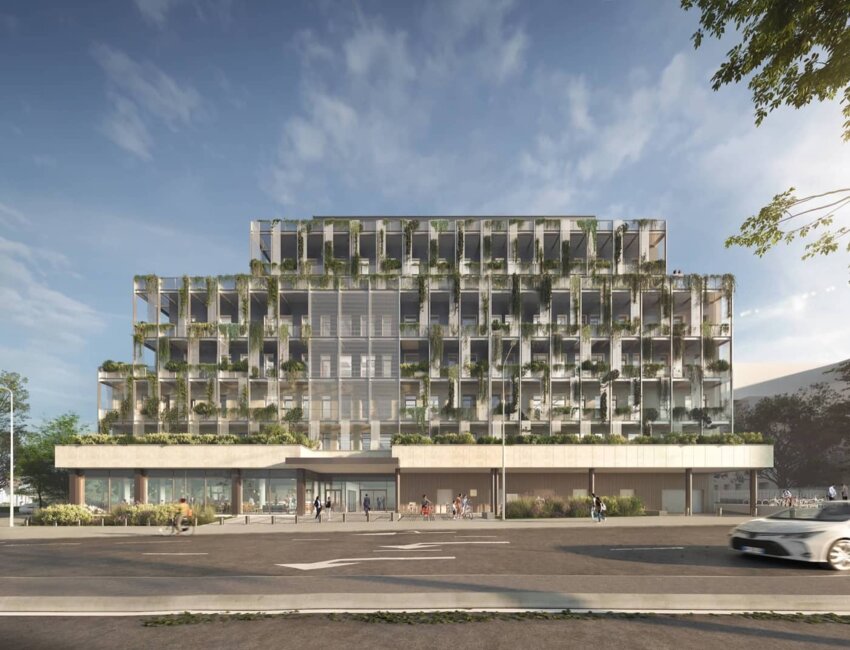 Les acteurs du projet Santenov Sully, réunis pour la pose de la première pierre symbolique. © Aletheia Press / A/. Morel