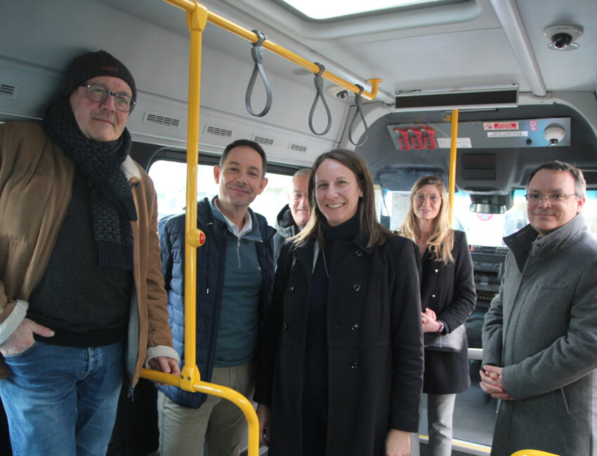 Le minibus accessible aux personnes à mobilité réduite sera utilisé sur les lignes 1 et 2 du réseau. © Aletheia Press / B.Delabre