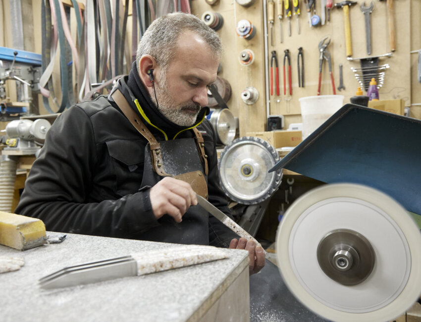 Aurélien Canon, co-fondateur de la coutellerie. ©Christophe Kicien
