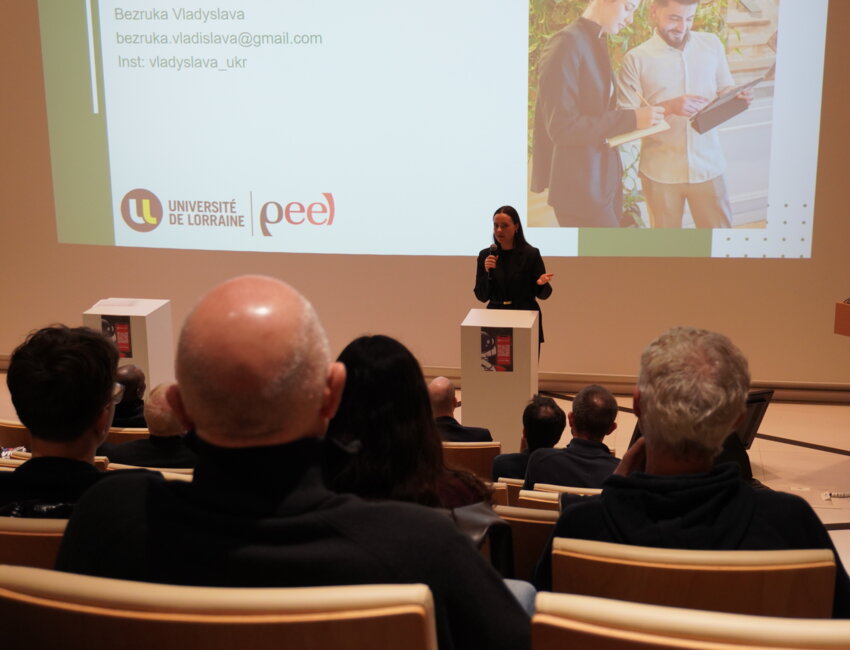 © Université de Lorraine.