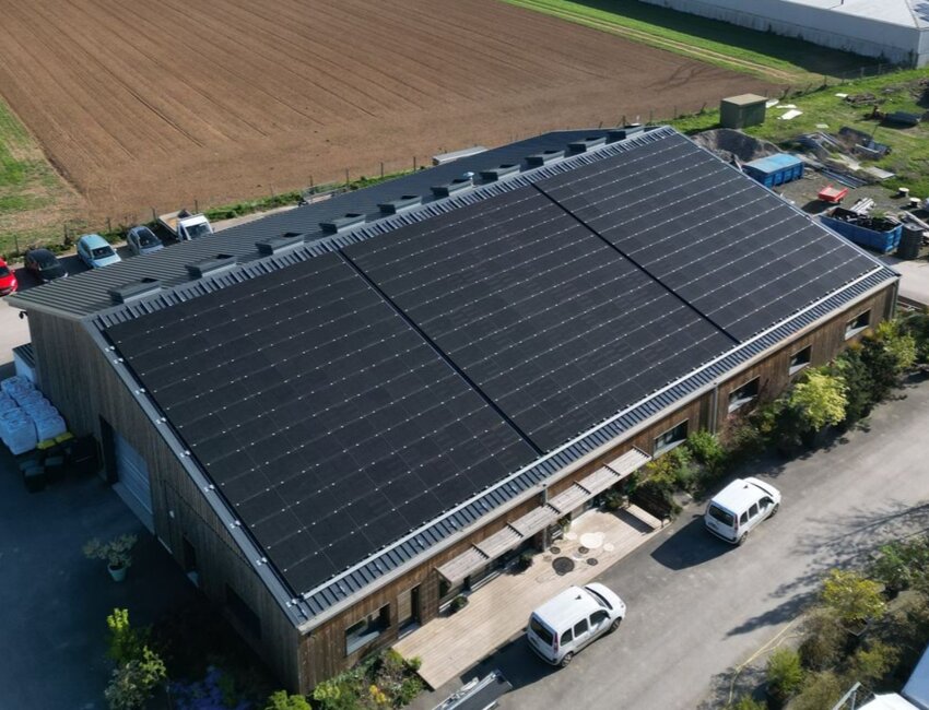 À Amiens, une centrale solaire sur les serres horticoles