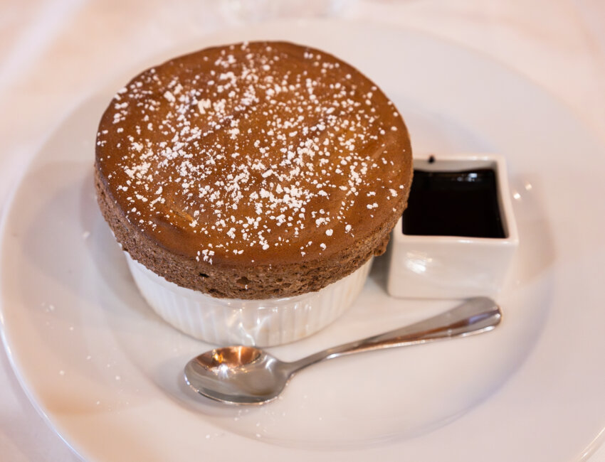 Jean-Marie Taoli, chef et propriétaire de la Fabrique à soufflés. © Éloïse Le Névanic