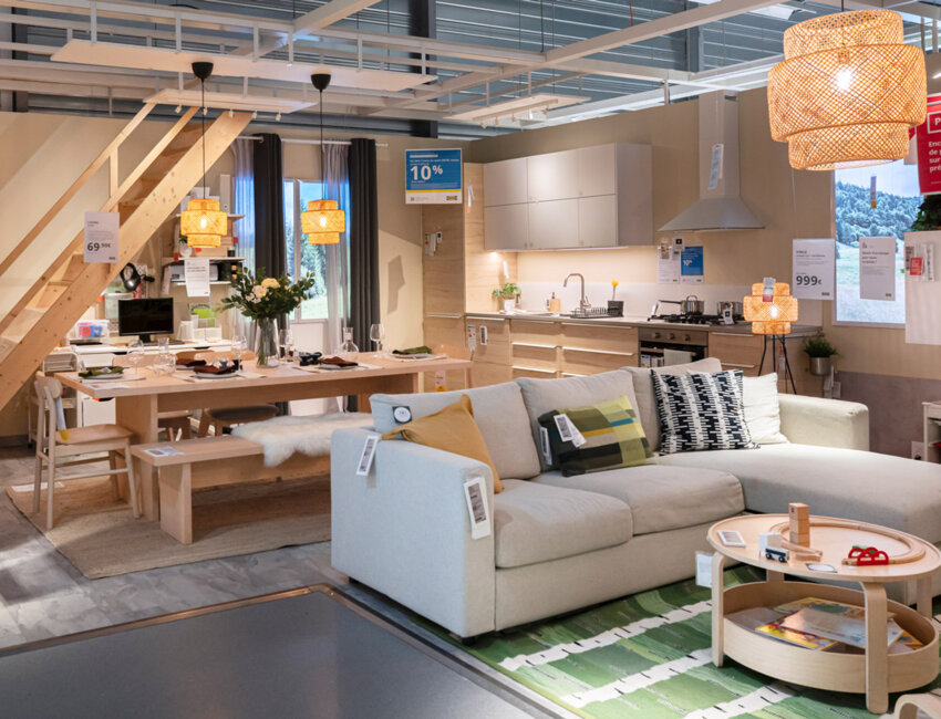 © Laurence Deleau. En 18 ans de maison, Pierrick Dailly a évolué à différents postes avant de devenir responsable du magasin et des ventes secteur.