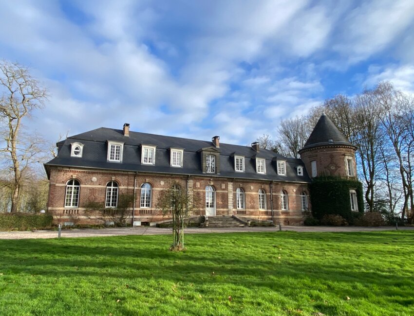 Aurélie et Éric Bécourt, propriétaires heureux et hôtes du Domaine Saint-Ange.