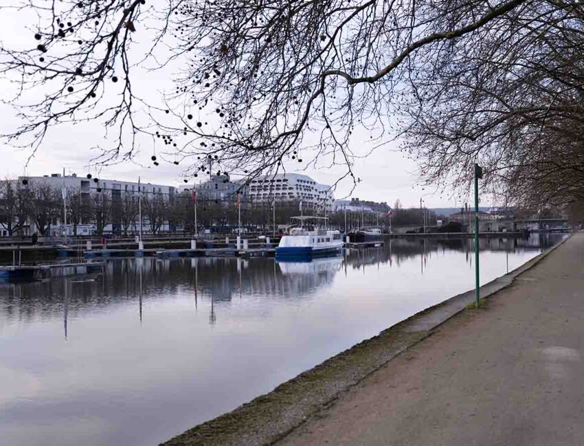 © Laurence Deleau. «Le canal de la Marne au Rhin est le deuxième itinéraire fluvial touristique de France», assure Sophie-Charlotte Valentin, la directrice territoriale Nord Est de VNF.