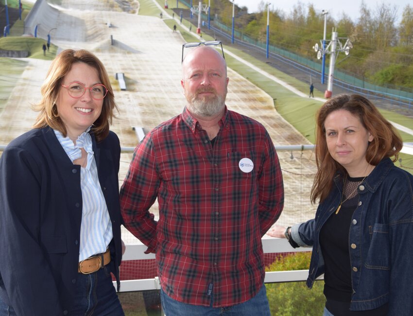 De gauche à droite : Fanny Desrousseaux, chargée de mission Agro-Sphères, William Fasquel, manager de proximité France Travail, et Emilie Waille, chargée de mission emploi-formation CABBALR.