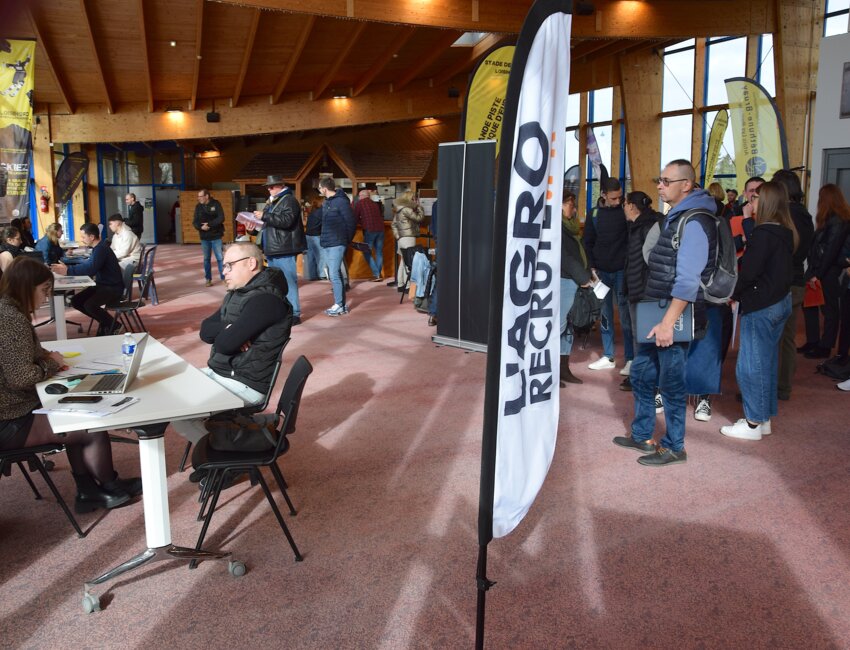 Le succès de la matinée confirme la pertinence du dispositif puisque, à peine une heure après son démarrage, près de 200 candidats s’étaient déjà présentés face aux recruteurs.