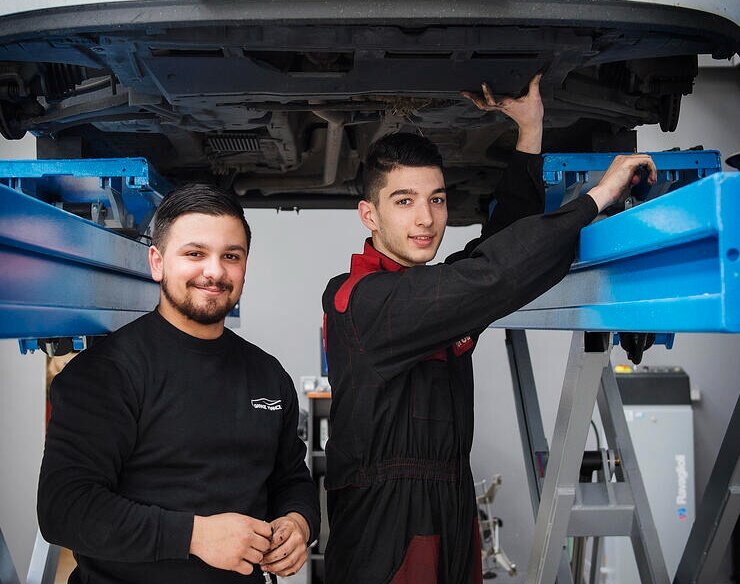 Les formations de mécanicien, carrossier auto. © CMA Hauts-de-France