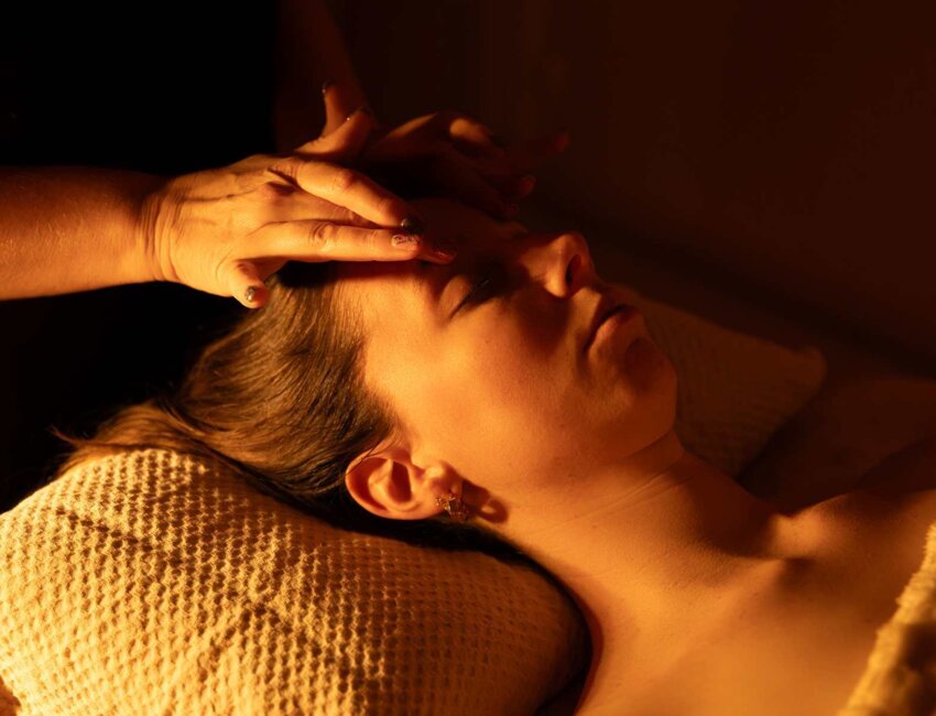 Des massages prodigués avec soin. (c) Marie-Line Waroude