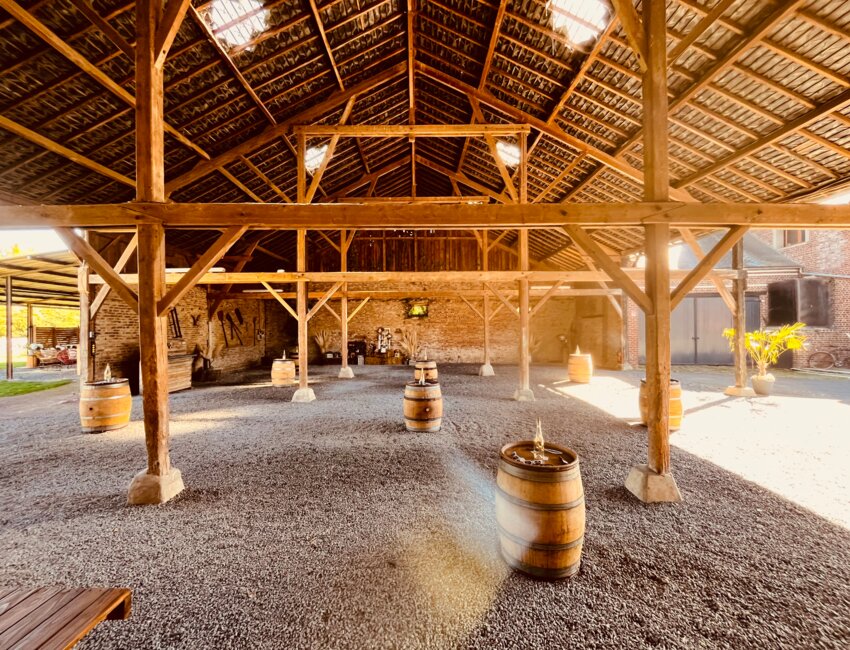 La grange ouverte idéale pour les cocktail ou autres animations