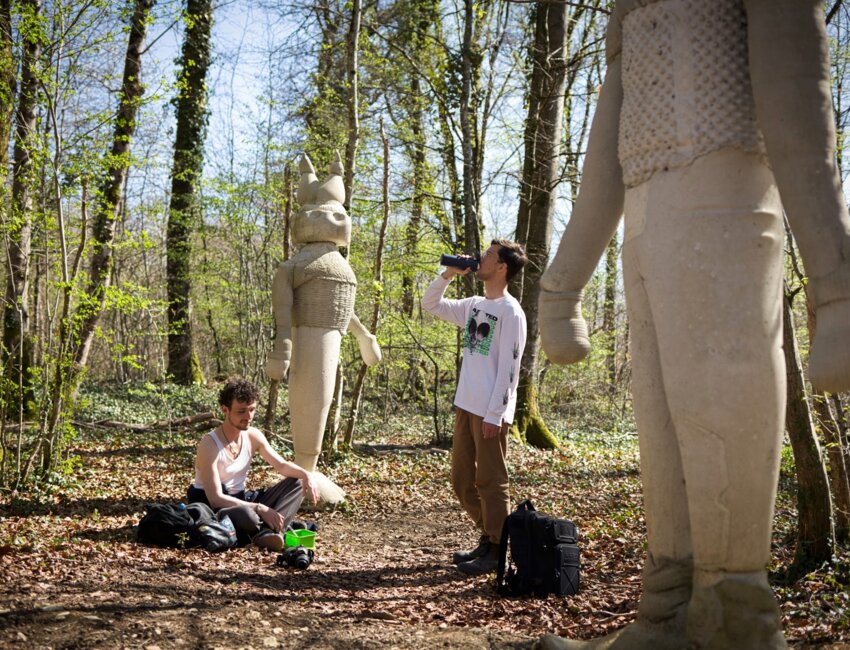 © Benjamin Prost- Actuellement 150 oeuvres sont disséminées au coeur des 5000 hectares de forêt