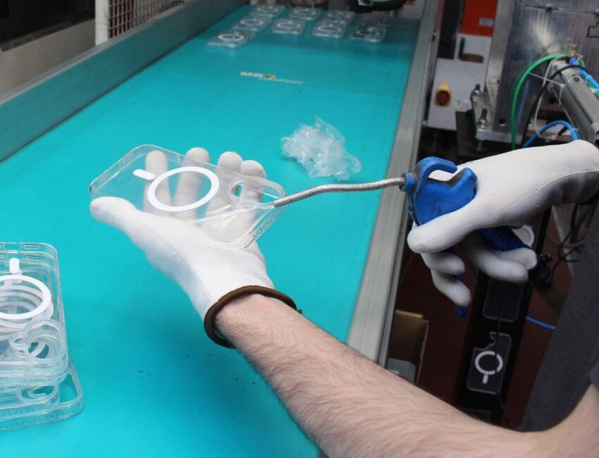 Plastitek, spécialiste des moules en injection plastique.