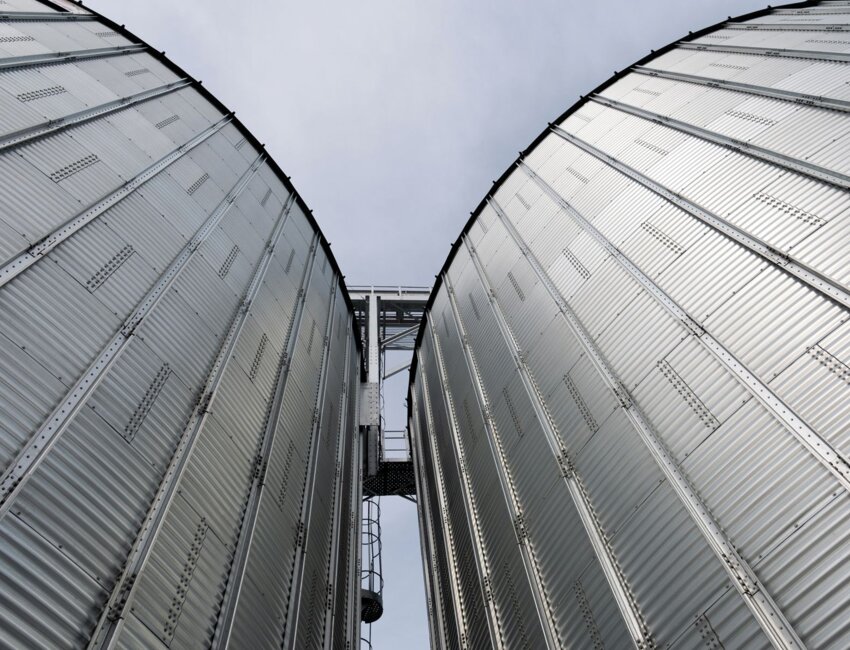 Les nouveaux silos de Flesselles tout juste inaugurés. © Cyrille Struy