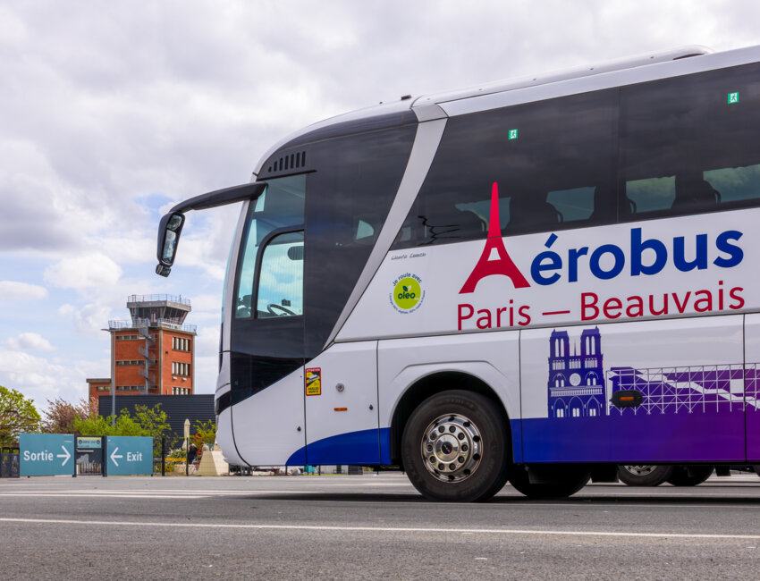 100 rotations par jour se font par l'Aérobus entre Paris et Beauvais. © Marie-Line Waroude