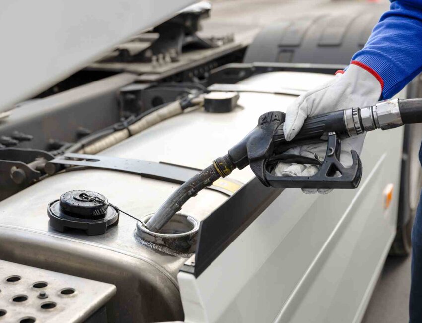 Les prix à la pompe s’envolent et impactent les transporteurs. (c) Marie-Line Waroude