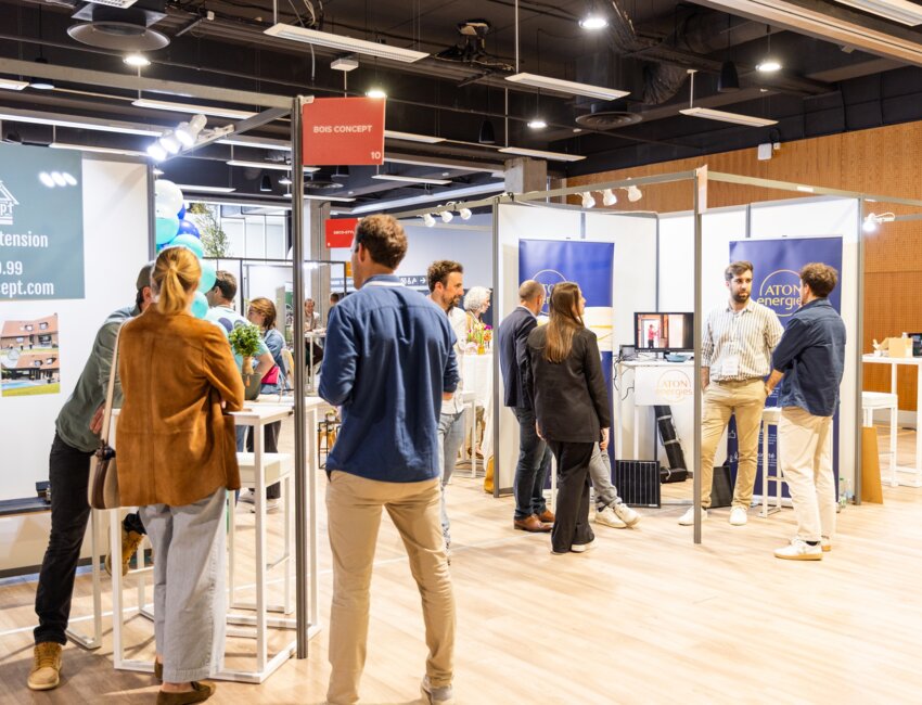 Les lauréats ont pu présenter leurs projets aux possibles investisseurs. ©Léna Heleta