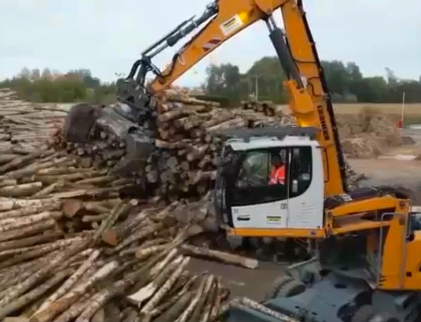 Arbange Capital permet aux industriels de remplacer tout ou partie du gaz par une énergie biomasse locale, décarbonée et compétitive.