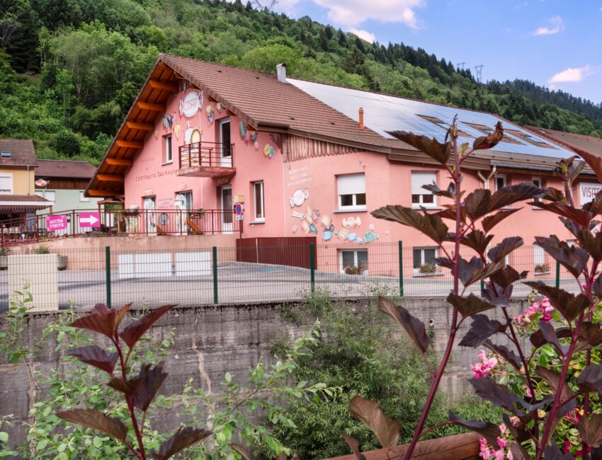 © Laurence Deleau-La confiserie des Hautes Vosges est installée au coeur du Massif.