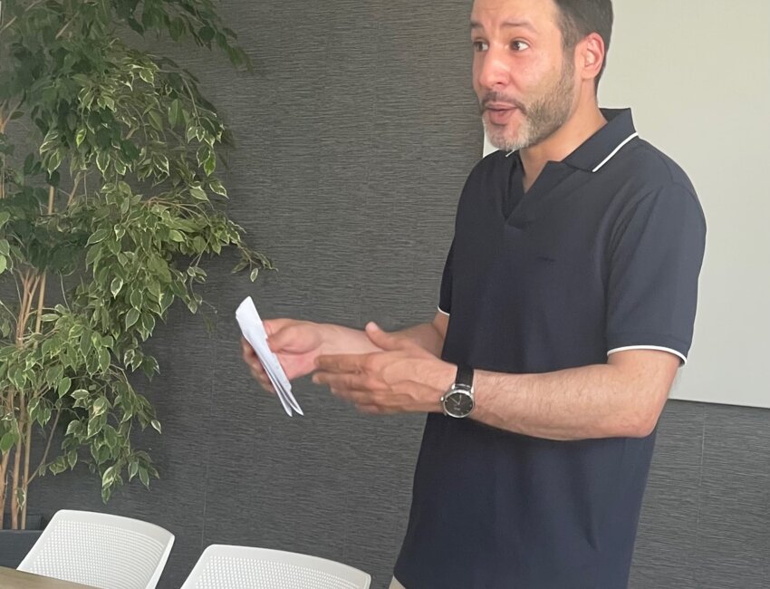 Alan Salamé, responsable de la plateforme Proch'Emploi pour lancer la troisième édition des Trophées “Employeurs, Démarquez-vous”. Inscriptions via https://www.hautsdefrance-id.fr/appels-a-projets/trophees-employeurs-demarquez-vous-2026/