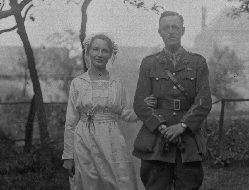Le mariage de Julienne Thuillier et du capitaine Tempest immortalisé par les Thuillier. @Vignacourt 14-18
