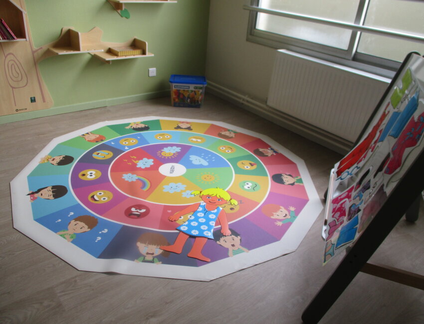 Un espace adapté et sécurisé pour accueillir et écouter les enfants victimes ou présumées victimes de violences ou de maltraitances.
