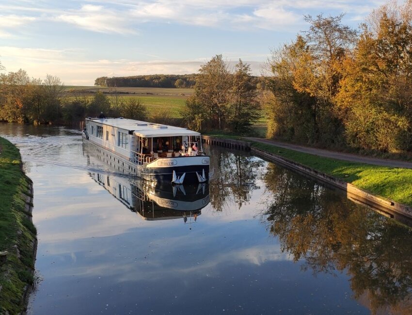 © VNF. Le concept de péniche-hôtel se démocratise.