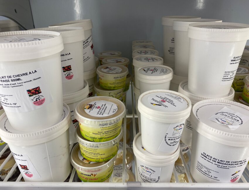Nouveauté : les glaces au lait de chèvre.