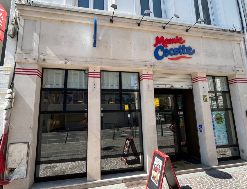 L’enseigne est implantée dans le centre-ville de Saint-Quentin.
