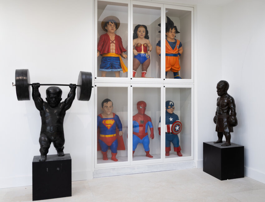 Le sculpteur a consacré une partie de son œuvre au regard porté sur les personnes de petite taille.  © Marie-Line Waroude