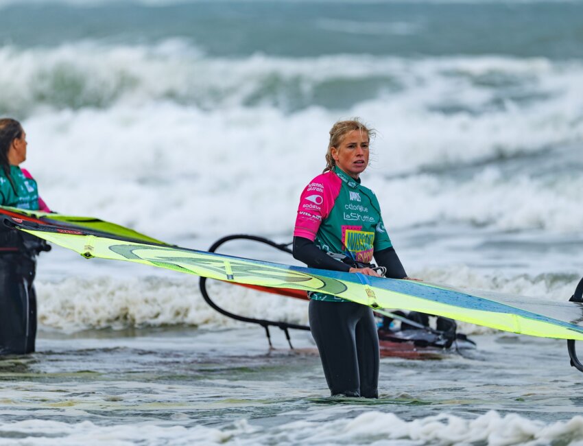 La station de la Côte d’Opale a accueilli pour la première fois une étape de Coupe du monde de windsurf de vague © Olivier Caenen.