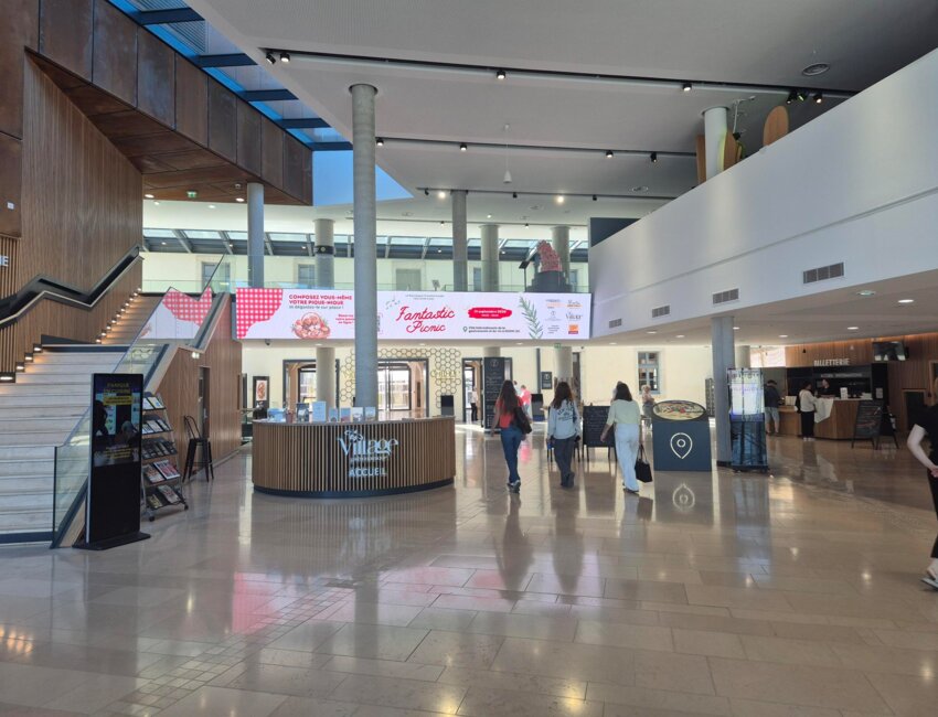 Le hall central étudié par la Métropole pour un éventuel rachat afin d'en faire un espace d'accueil touristique et de valorisation du territoire ©Amandine IBLED