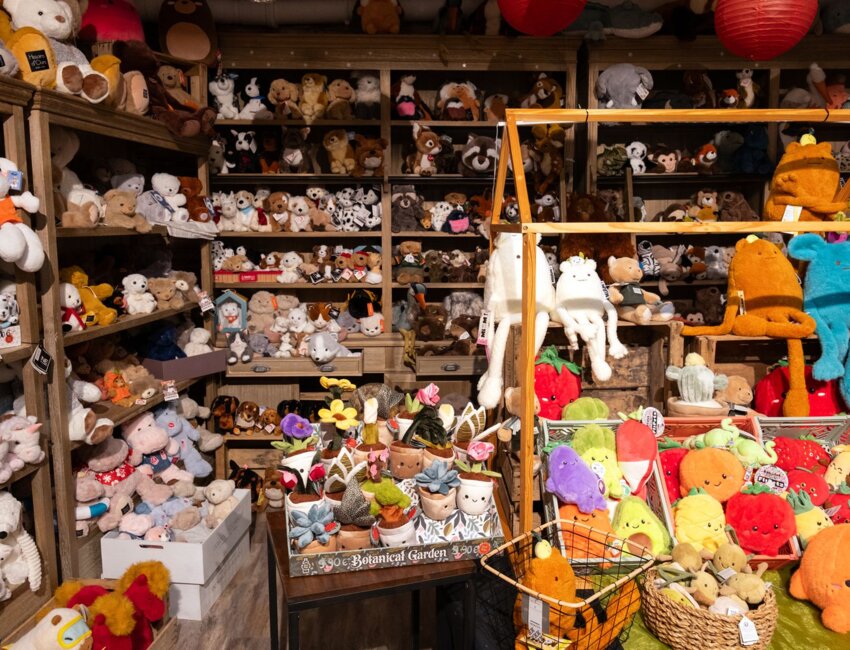 La grotte aux peluches en place dès les premières années de Lionel et Annie Martelle. © Cyrille Struy