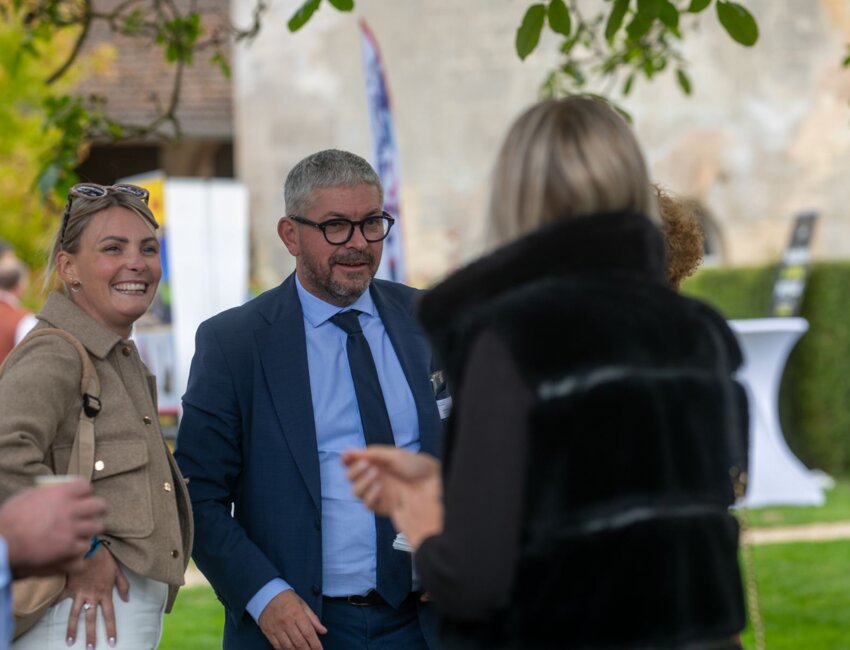Pauline Bottet et Christophe Perrin (crédit agricole brie picardie, partenaire). © Thomas Wibaux – Entrepreneurs de l'Oise