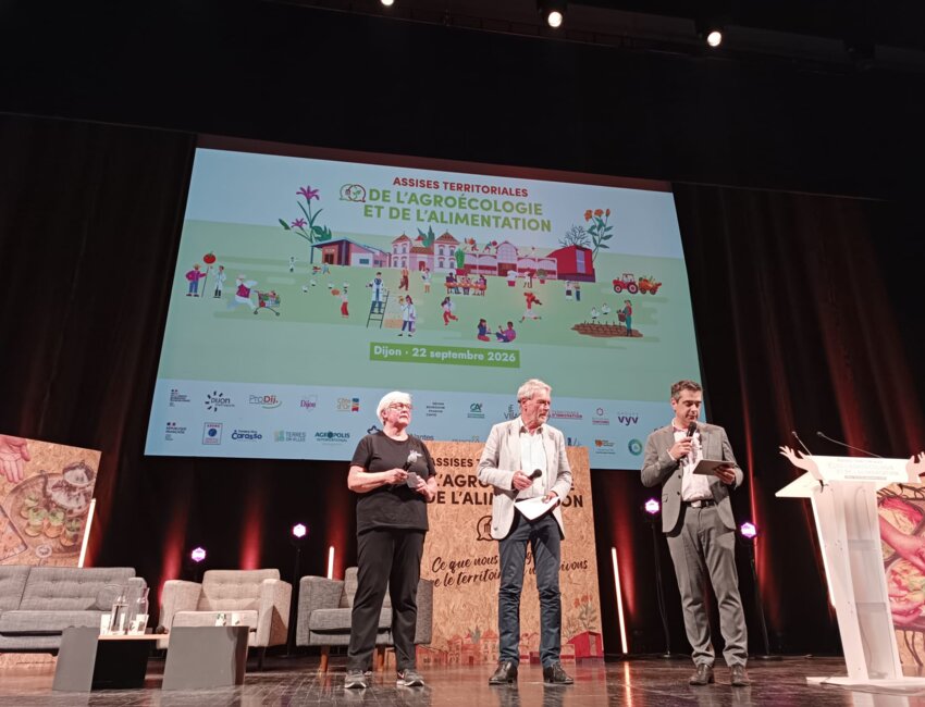 Au centre : Philippe Lemanceau, vice-président à Dijon métropole chargé de la biodiversité et de la transition alimentaire et président des Assises Territoriales de l’Agroécologie et de l’Alimentation