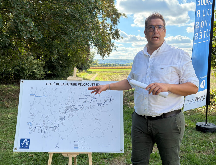 Mathieu Fraise, vice-président infrastructures au département, ce véloroute traversera 15 communes en empruntant la rive droite de la Marne.